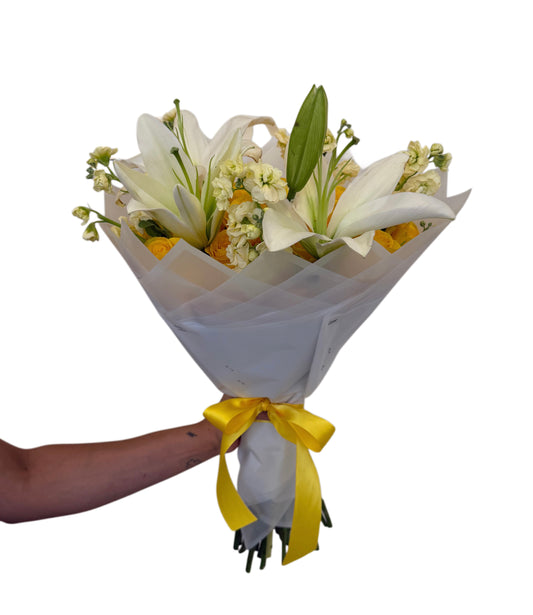 Golden Lily Bouquet