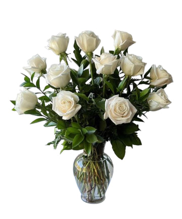 12 White Roses Vase